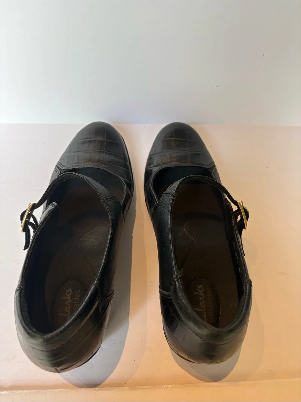 Clarks Women's Black Mary Jane Comfort Heels Size 9.5M